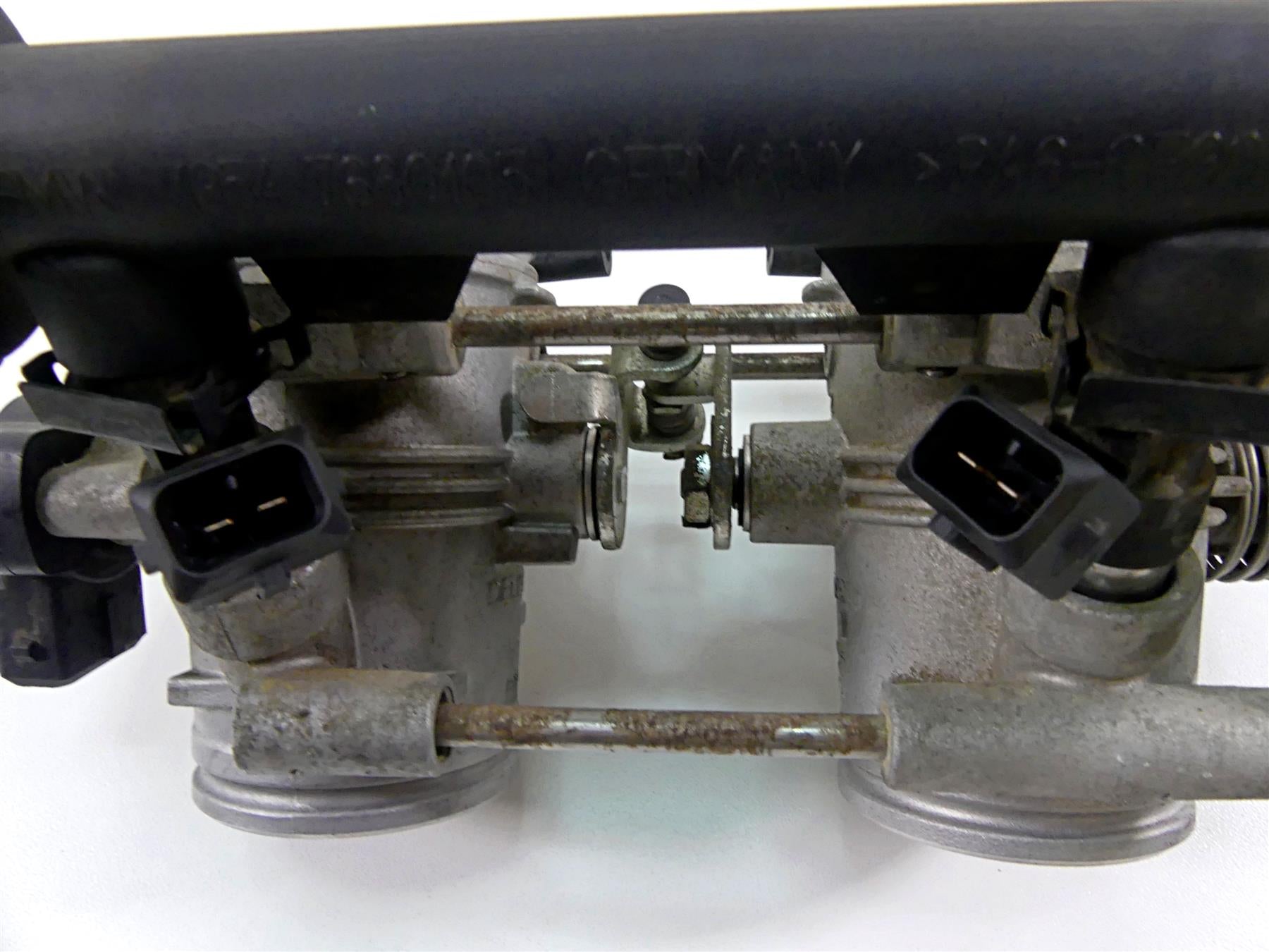 2013 BMW F800GS STD K72 Throttle Body Bodies -Tested 13548520781 {{ shop.shopifyCountryName }} - Mototech271