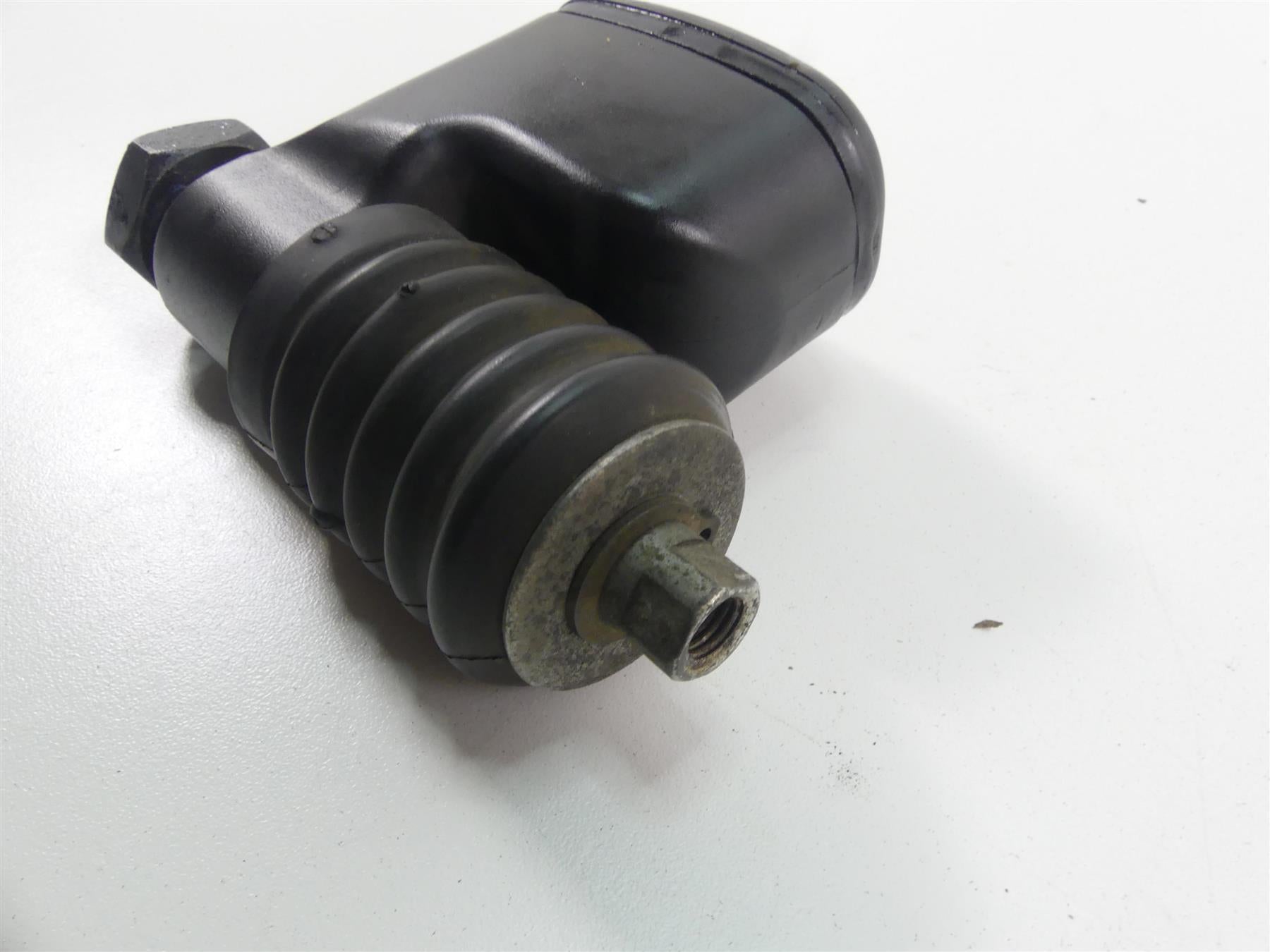 2009 Harley Dyna FXDF SE CVO Fat Bob Rear Brake Master Cylinder 42474-06C {{ shop.shopifyCountryName }} - Mototech271