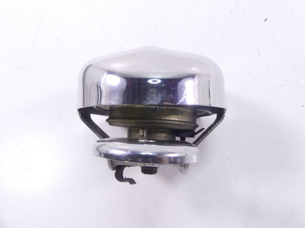 1995 Harley FXSTS Softail Springer Horn & Chrome Cover 61300478A {{ shop.shopifyCountryName }} - Mototech271
