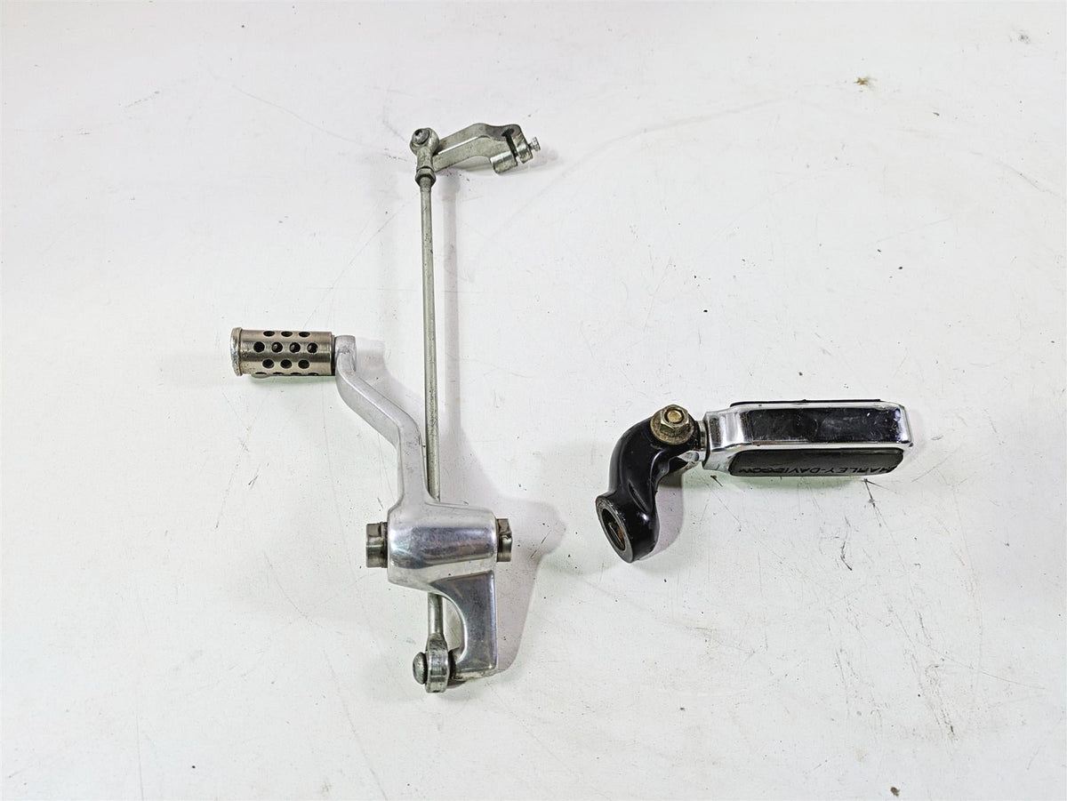 2013 Harley VRSCF Muscle Rod Left Front Footpeg & Shifter Parts 54046-12 {{ shop.shopifyCountryName }} - Mototech271