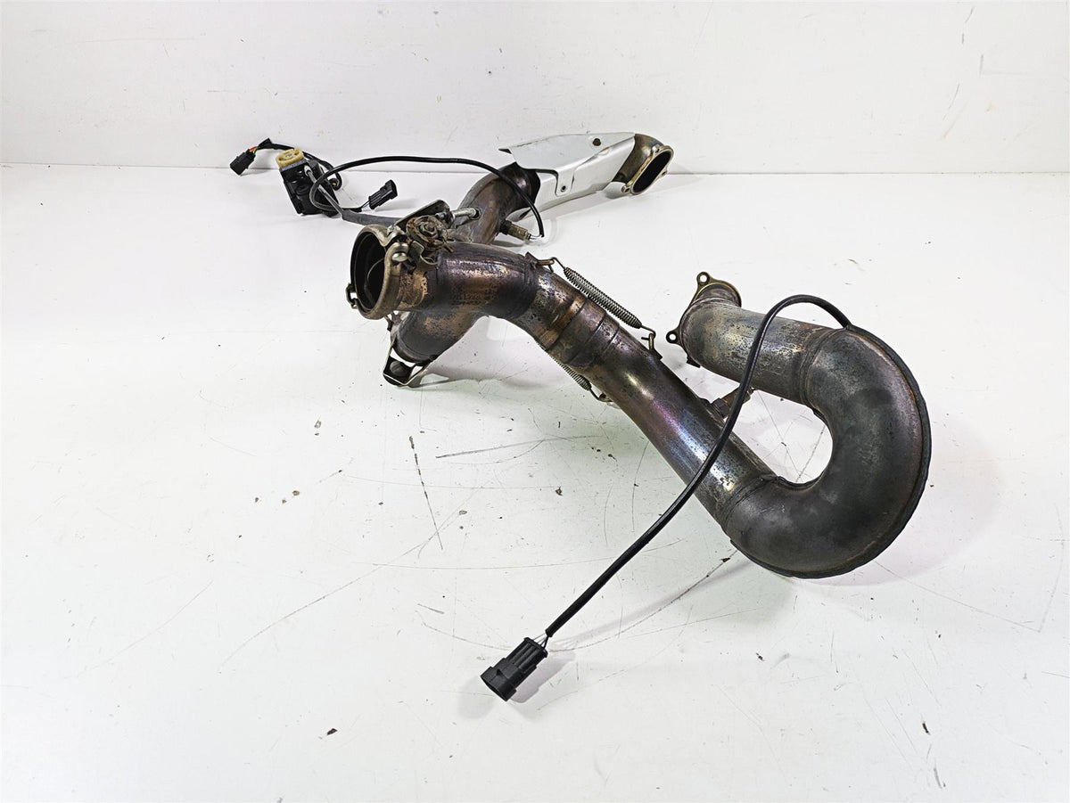 2015 Ducati Panigale 1299 S Exhaust Header & Servo Set 57014452A 57114423B {{ shop.shopifyCountryName }} - Mototech271
