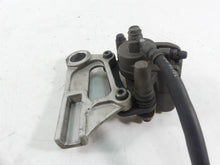 Load image into Gallery viewer, 2001 Kawasaki ZX600J2 ZX6R Ninja Tokico Rear Brake Caliper 43041-1662
