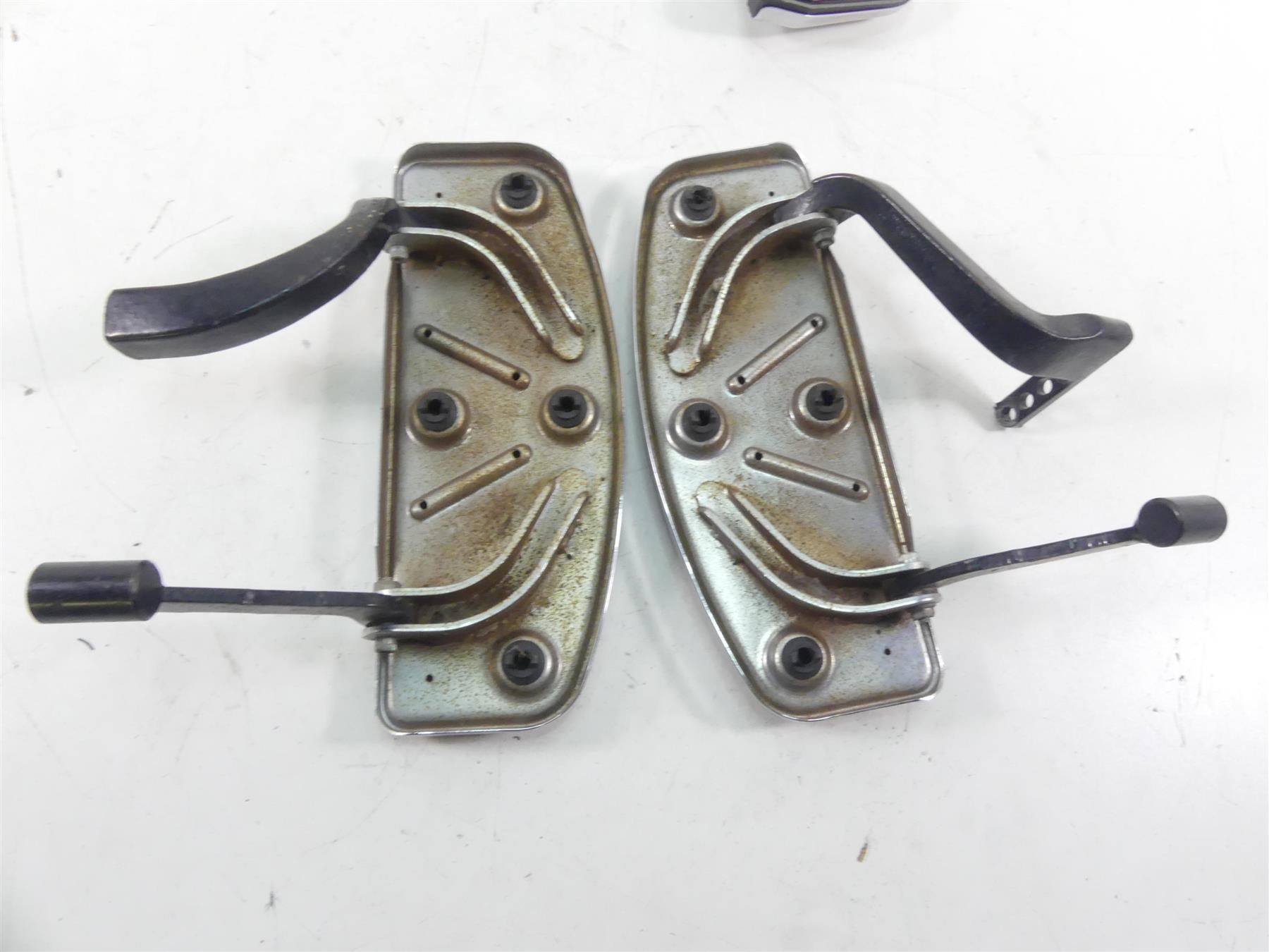 2002 Harley Touring FLHRCI Road King Chrome Floor Board Shifter Brake Pedal Set {{ shop.shopifyCountryName }} - Mototech271