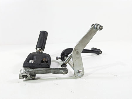 2017 Harley Dyna FXDB Street Bob Front Left Mid Footpeg & Shifter 50667-07 {{ shop.shopifyCountryName }} - Mototech271