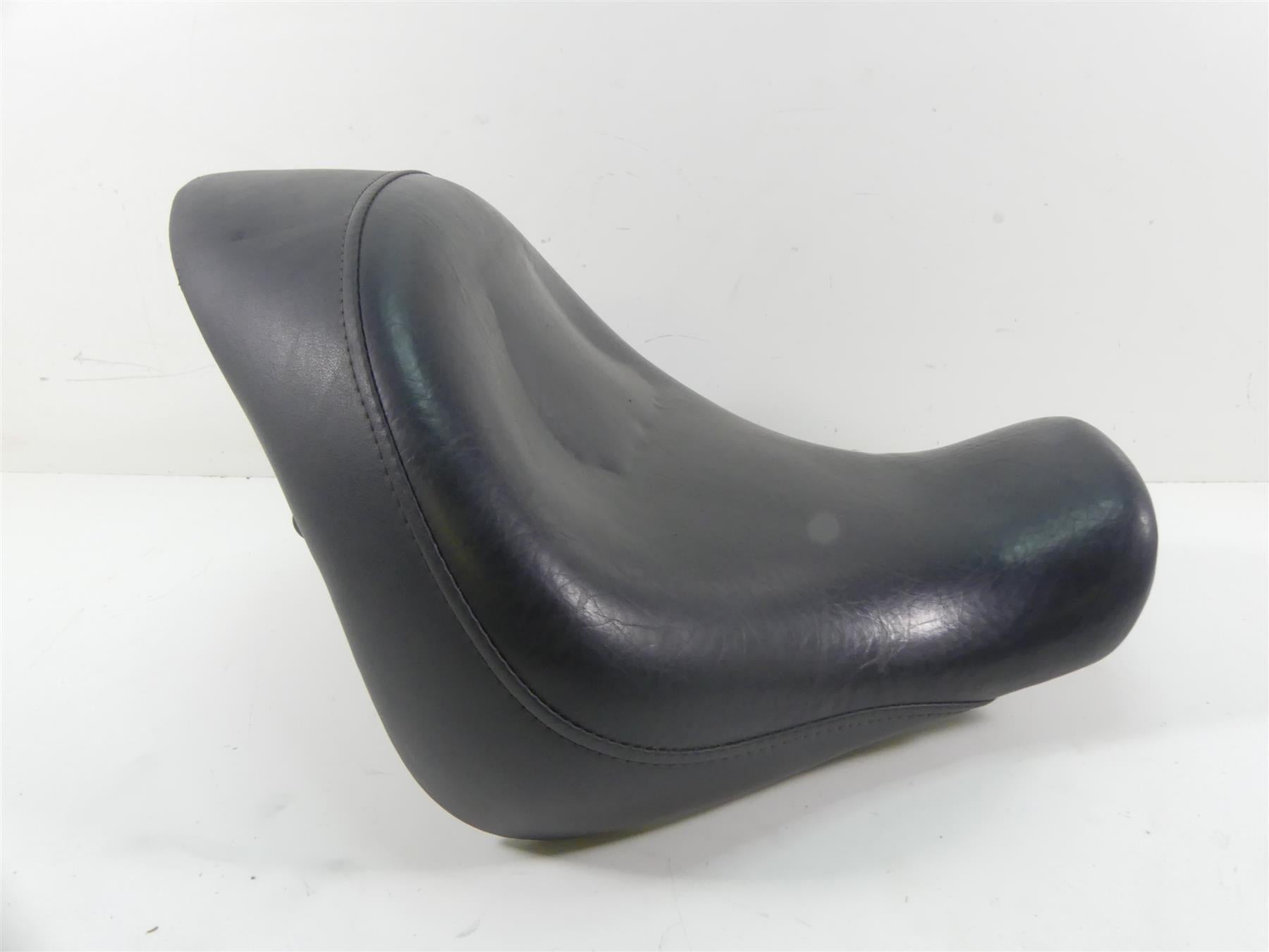 2009 Honda VTX1300 Touring Front Driver Saddle Seat 77200-MEA-670 | Mototech271