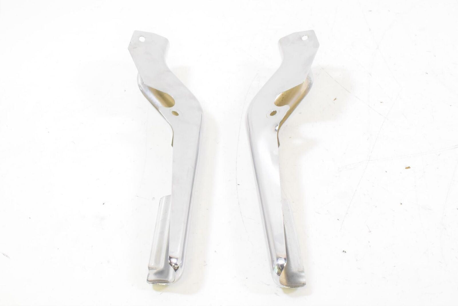 03 Harley FLHTCUI Electra Glide UC Rear Frame CHROME Struts Braces 47504-97 {{ shop.shopifyCountryName }} - Mototech271