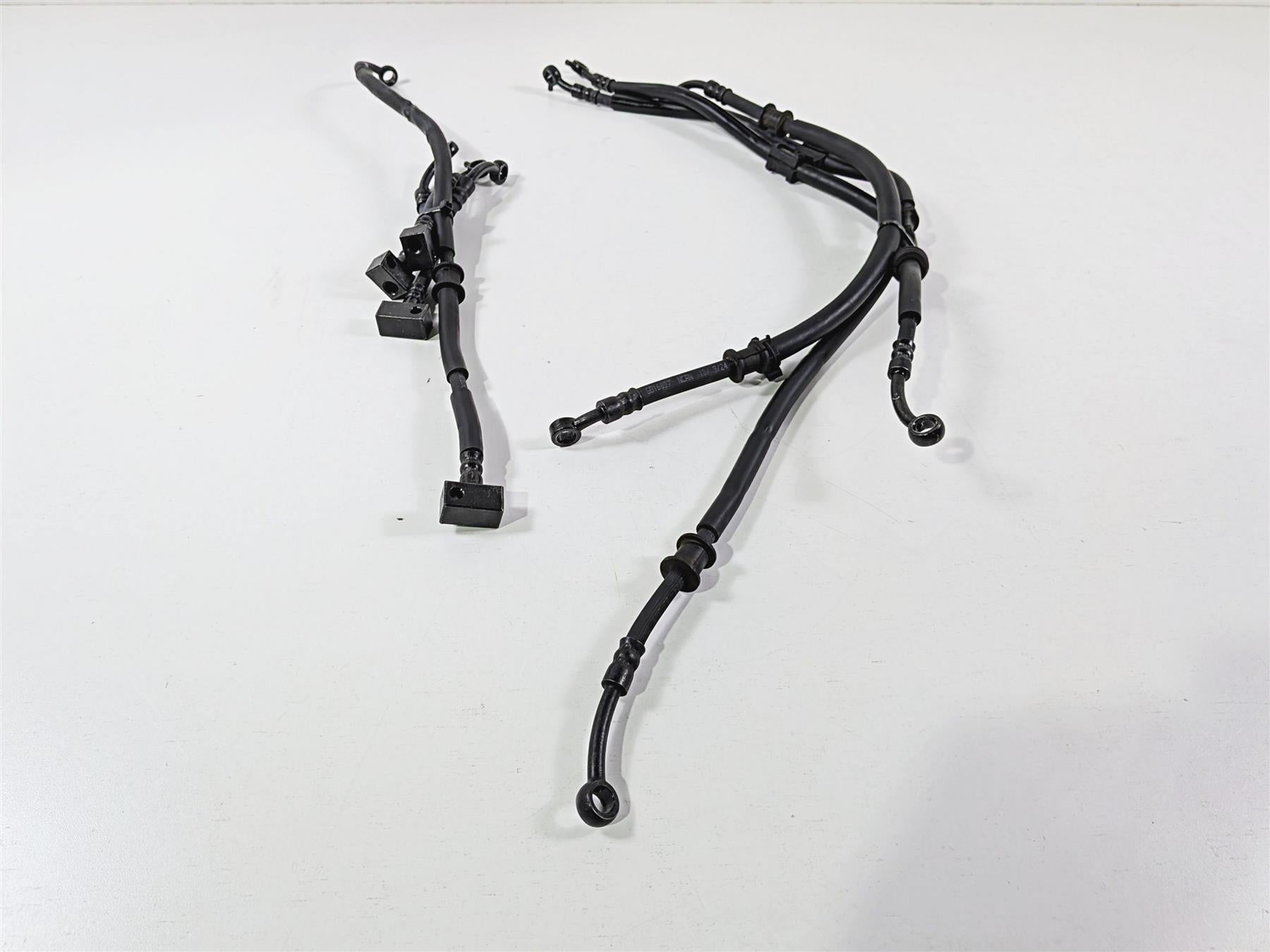 2025 Yamaha YZF R7 Front Rear Abs Brake Line Hose Set BEB-2584A-01-00 {{ shop.shopifyCountryName }} - Mototech271