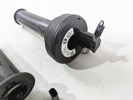 2021 BMW R1250GS K51 Adv Heated Hand Grip Handle Set Cruise READ 61318552124 {{ shop.shopifyCountryName }} - Mototech271