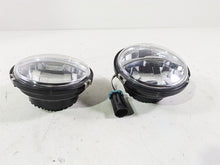 Load image into Gallery viewer, 2018 Indian Chieftain Limited Front Fog Spot Light Lamp Lens Set 2412962
