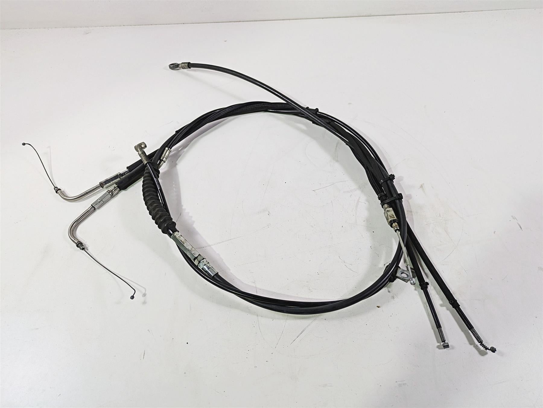 2017 Harley Dyna FXDB Street Bob Oem Brake Line & 10" Throttle Cables 45112-08A {{ shop.shopifyCountryName }} - Mototech271