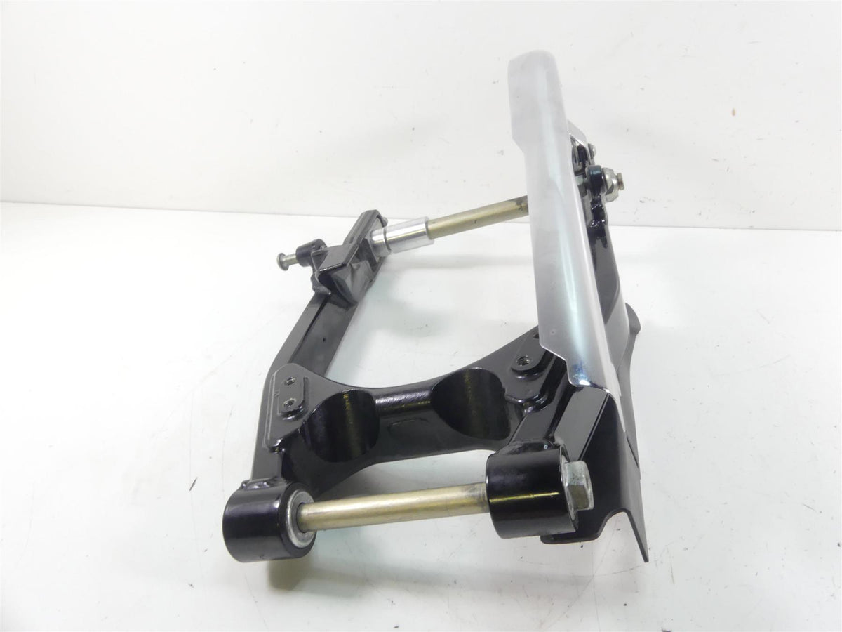 2009 Harley FXDF Dyna Fat Bob Rear Swingarm & Belt Guards & 25mm Axle 47820-06 {{ shop.shopifyCountryName }} - Mototech271