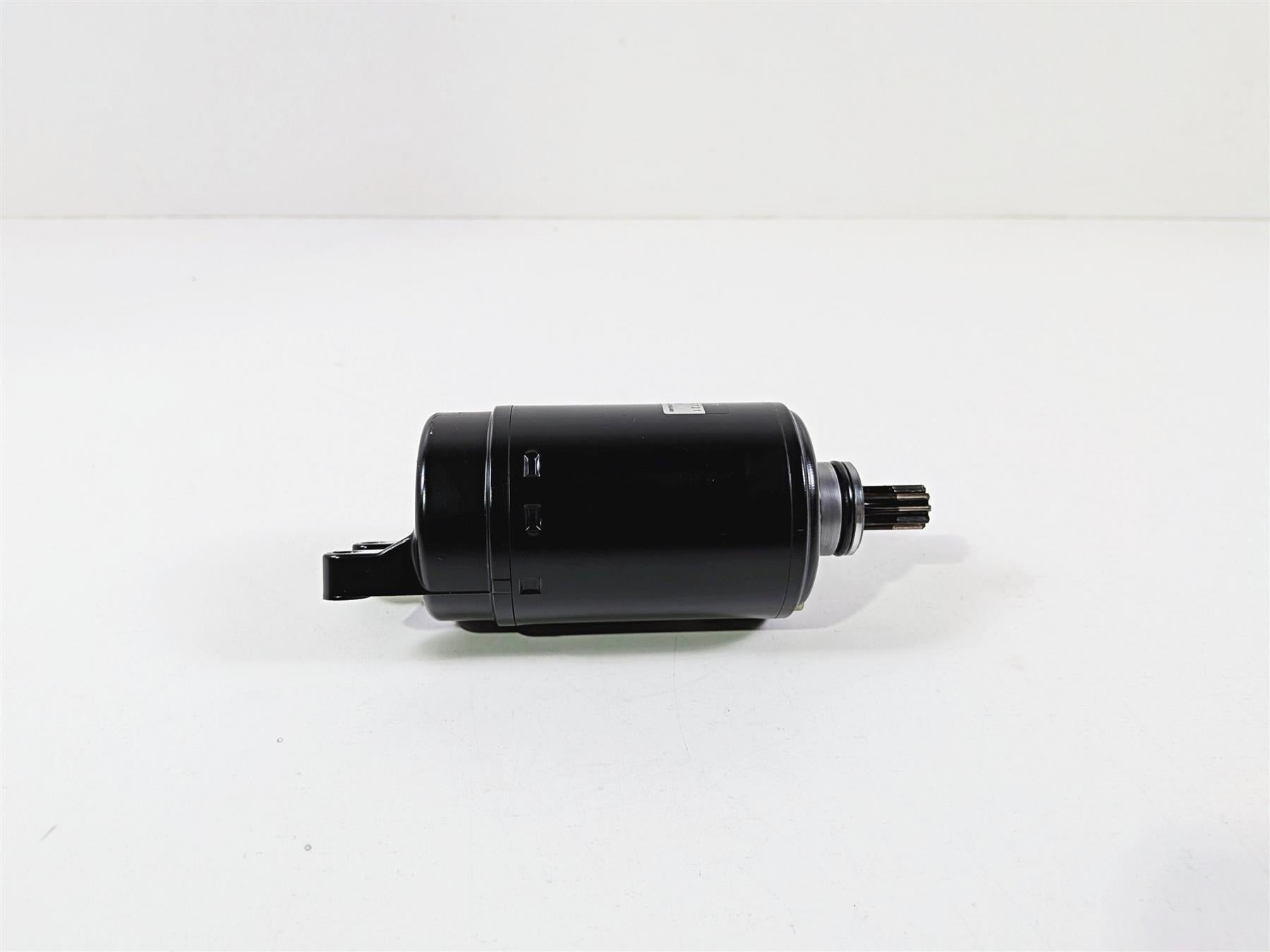 2014 Aprilia RSV4 RR Factory Denso Engine Starter Motor 857287 {{ shop.shopifyCountryName }} - Mototech271