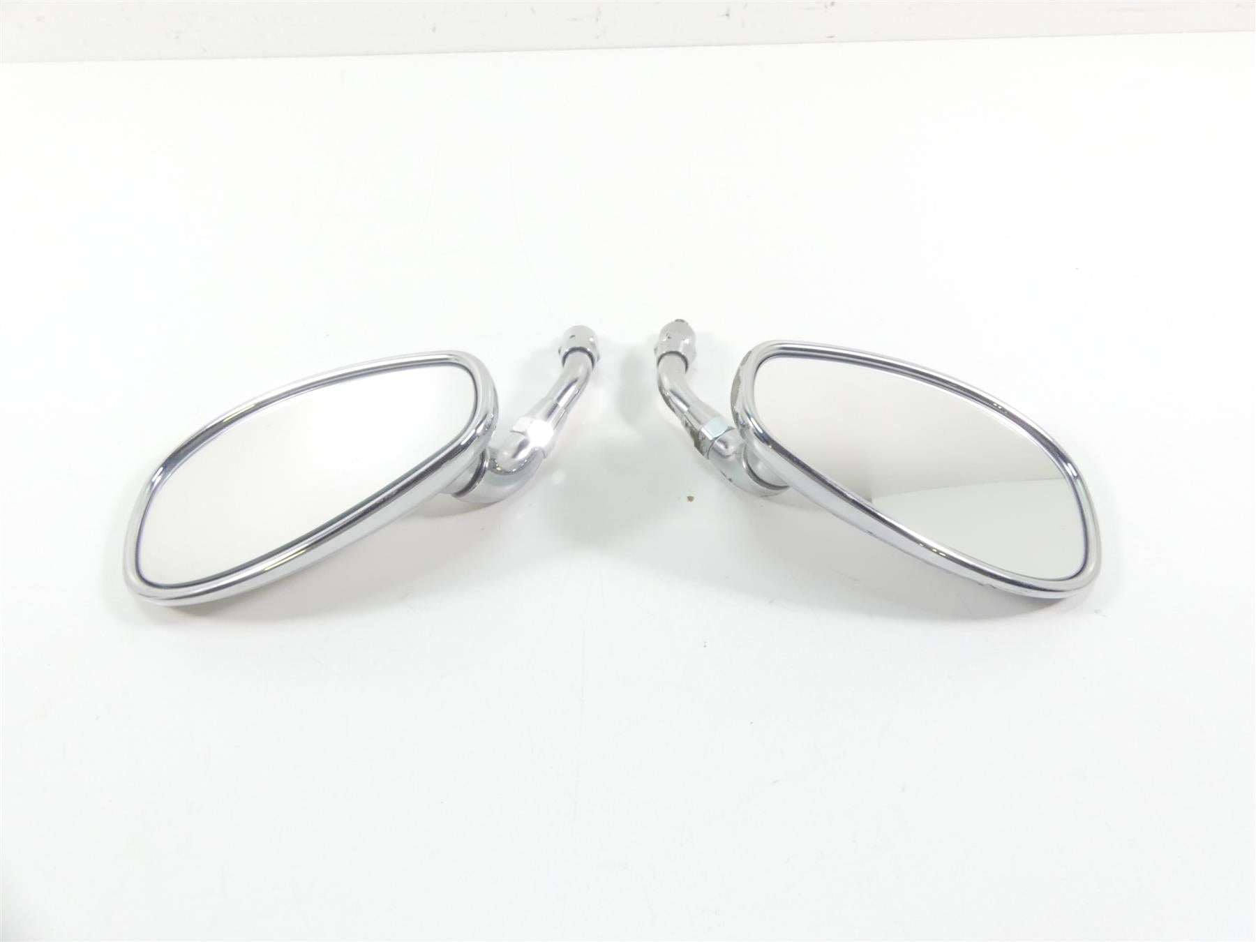 2006 Honda VTX1800 C2 Left Right Rear View Mirrors 88210-MFR-305 88220-MFR-305 {{ shop.shopifyCountryName }} - Mototech271