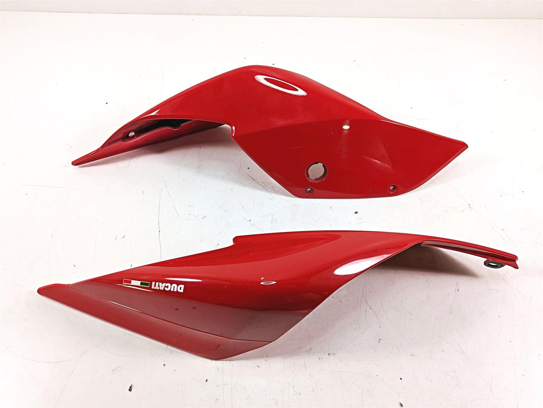 2016 Ducati Panigale 1299 S Red Tail Side Cover Fairing Set 48212021A 48212031A
