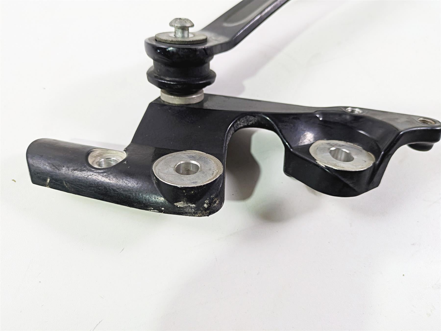 2018 Harley FLHCS Softail Heritage 115th Right Floorboard & Brake Pedal 50500630 {{ shop.shopifyCountryName }} - Mototech271
