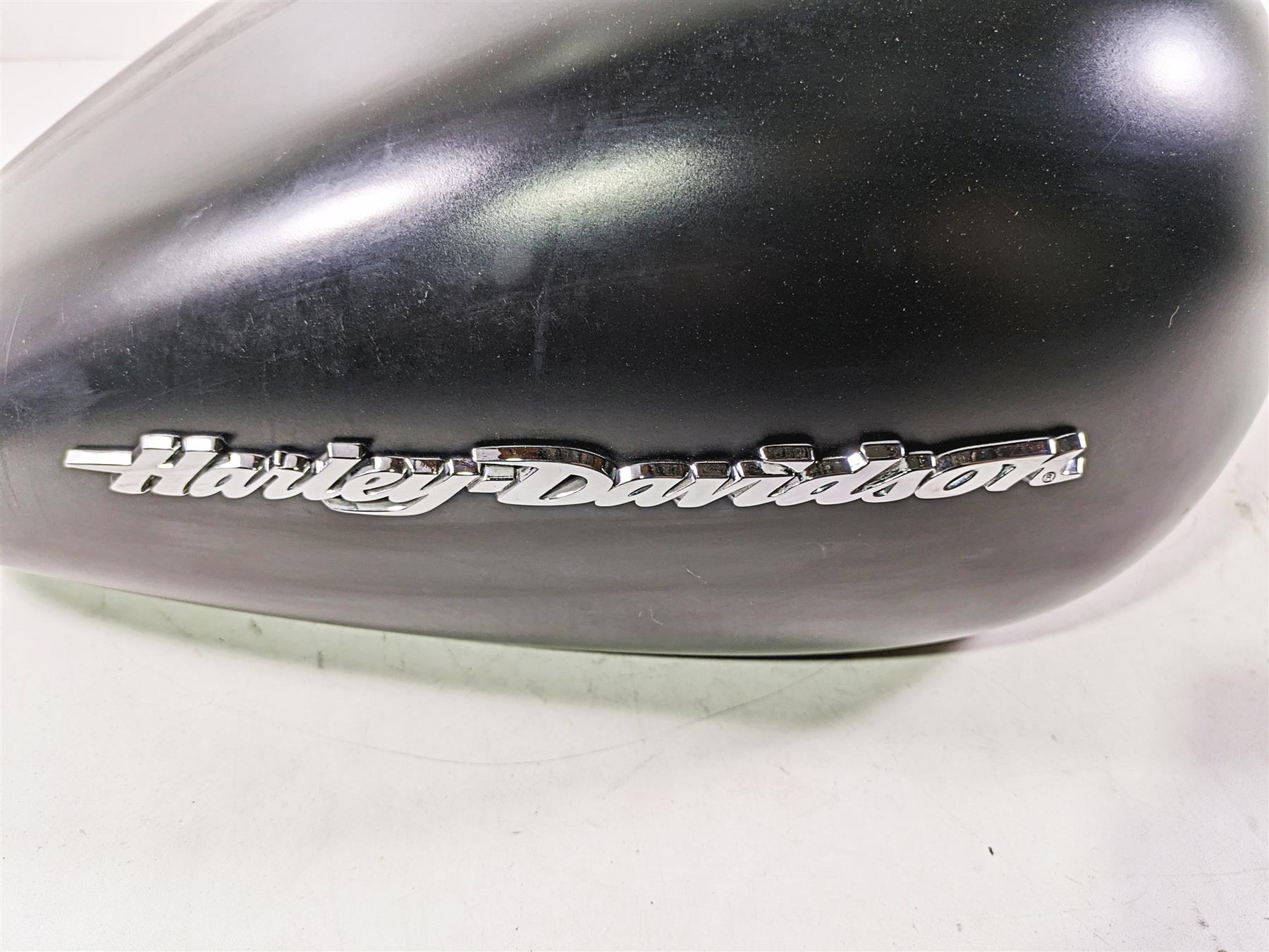2017 Harley Touring FLTRXS Road Glide Fuel Gas Petrol Tank - No Dents 61356-08 {{ shop.shopifyCountryName }} - Mototech271