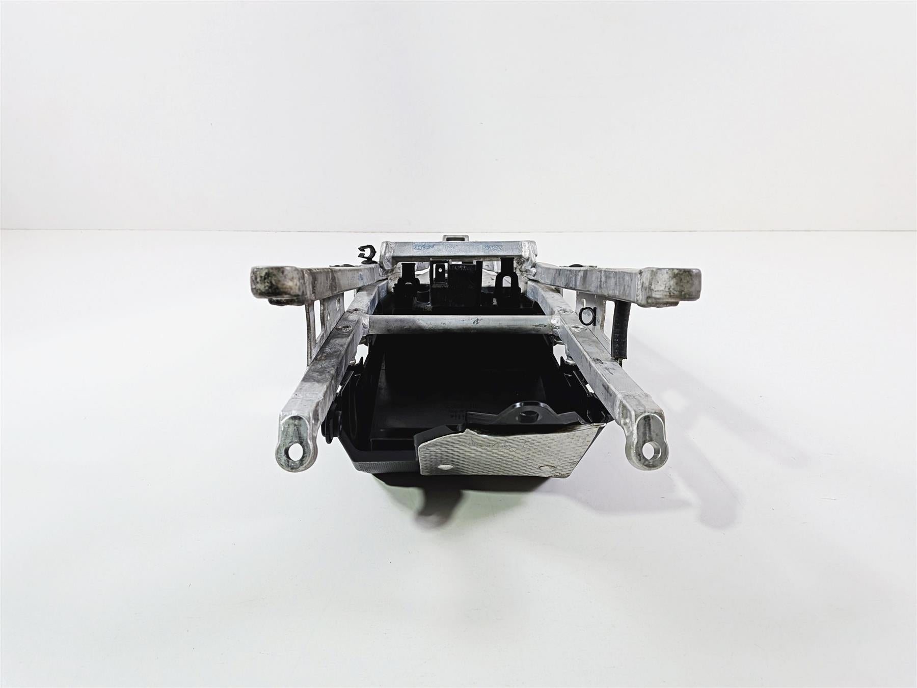 2016 Aprilia RSV 1100 Tuono V4 Factory Subframe & Inner Fender 858849 {{ shop.shopifyCountryName }} - Mototech271