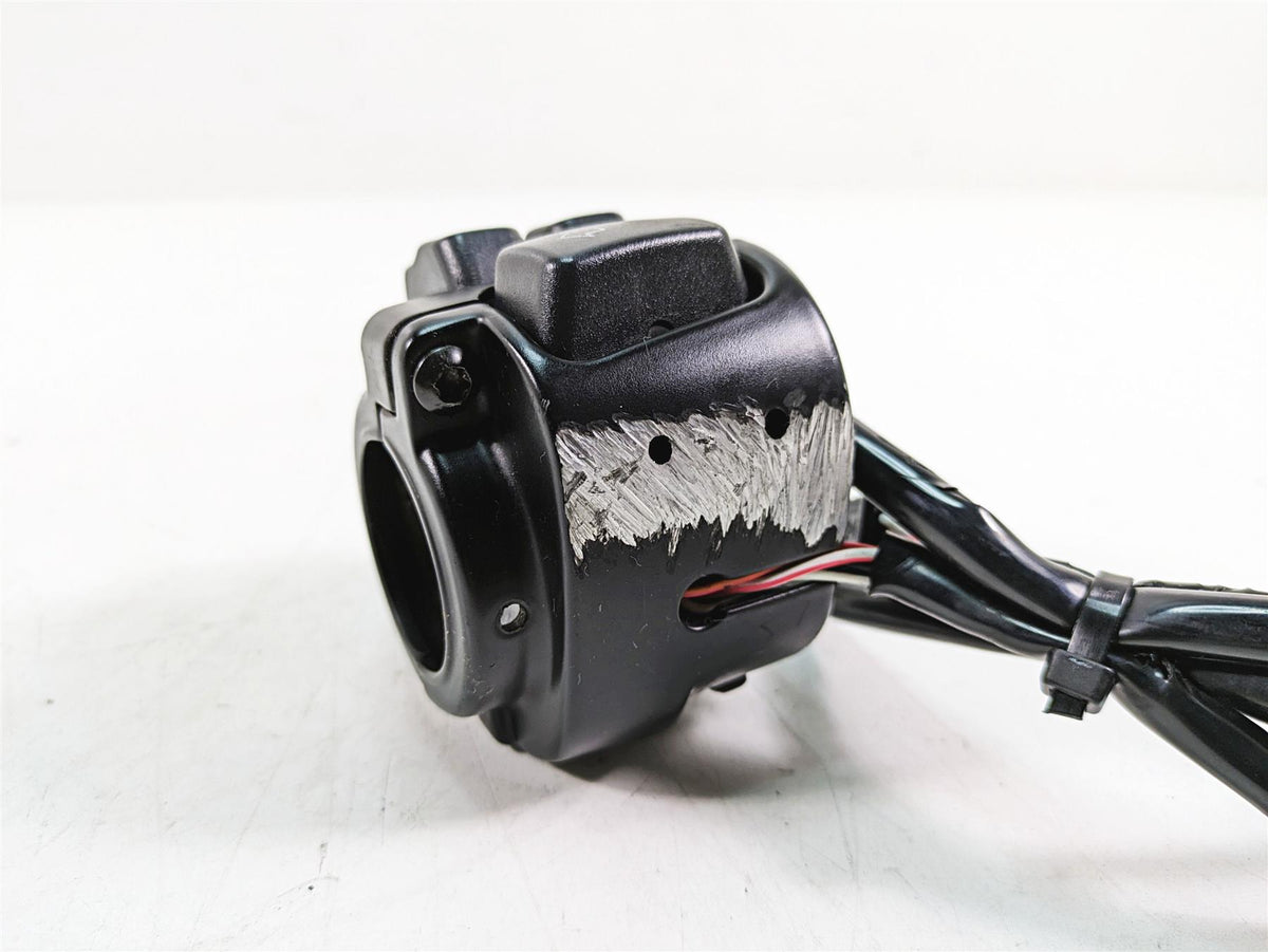 2020 Harley Softail FXBB Street Bob Left Hand Control Switch - Read 71500292 {{ shop.shopifyCountryName }} - Mototech271