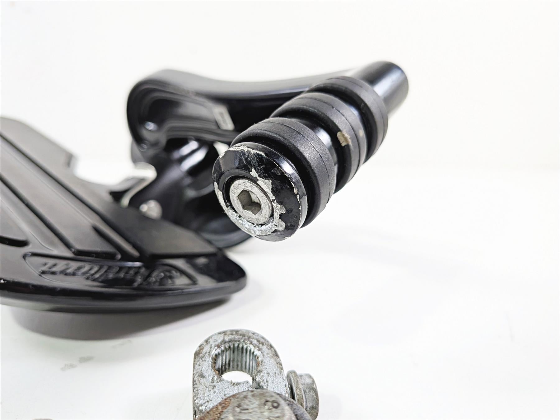 2021 Indian Scout 1200 Front Left Right Floor Board & Brake Pedal 5138883 {{ shop.shopifyCountryName }} - Mototech271