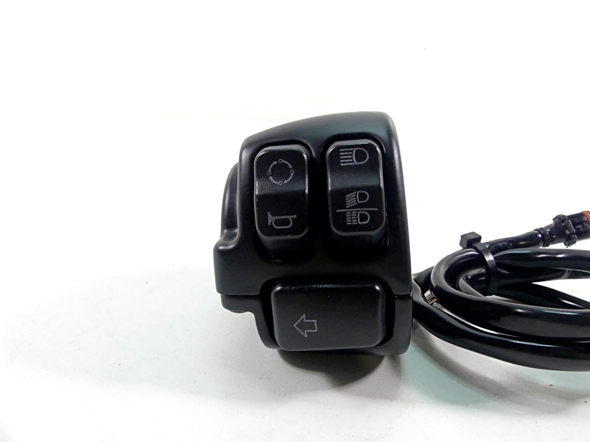 2020 Harley Softail FXST Standard Left Hand Turn Signal Control Switch 71500292 {{ shop.shopifyCountryName }} - Mototech271