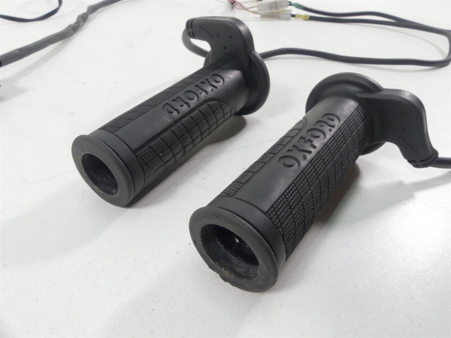 2012 Mv Agusta Brutale 1090 R Oxford Heated Grip Heater Set POR08472 {{ shop.shopifyCountryName }} - Mototech271