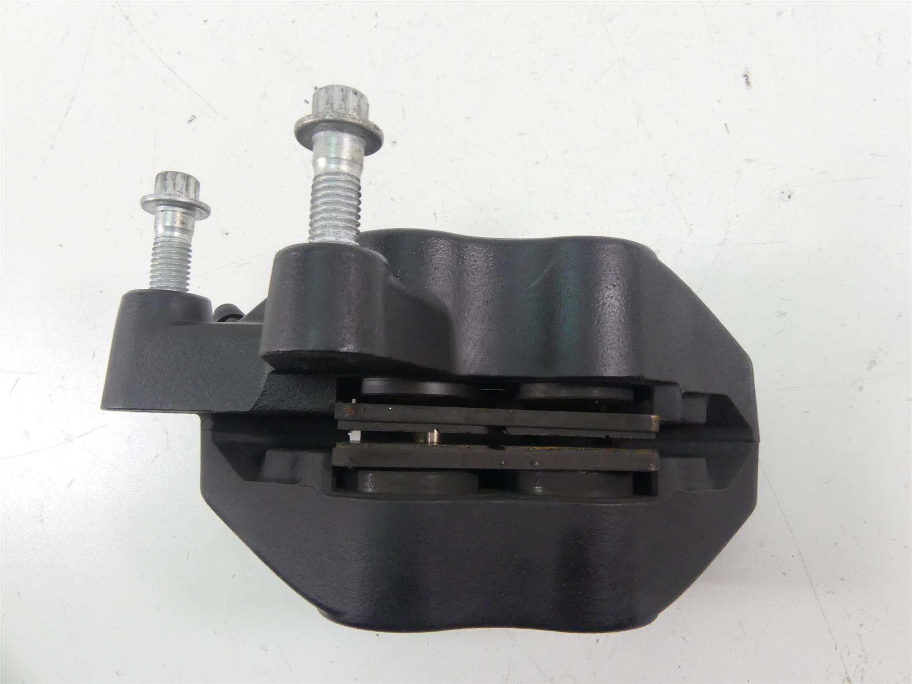 2021 Harley Softail FLSB Sport Glide Front Brake Caliper 41300095 {{ shop.shopifyCountryName }} - Mototech271