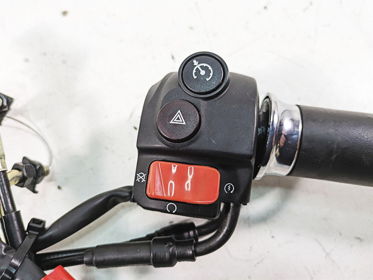 2014 Moto Guzzi California 1400 T Right Cruise Control Throttle Switch B063030 {{ shop.shopifyCountryName }} - Mototech271