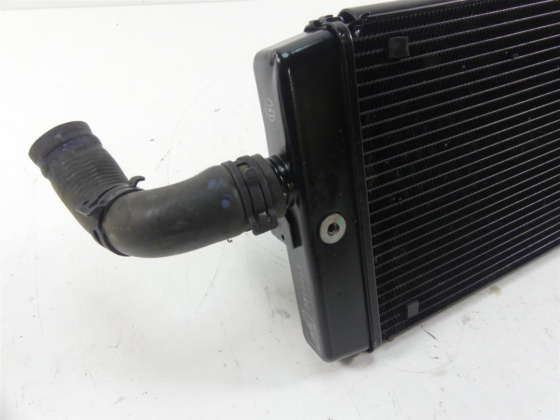 2017 Triumph Thruxton 1200 R Radiator Fan Guard Reservoir Hoses Set T2101333 {{ shop.shopifyCountryName }} - Mototech271