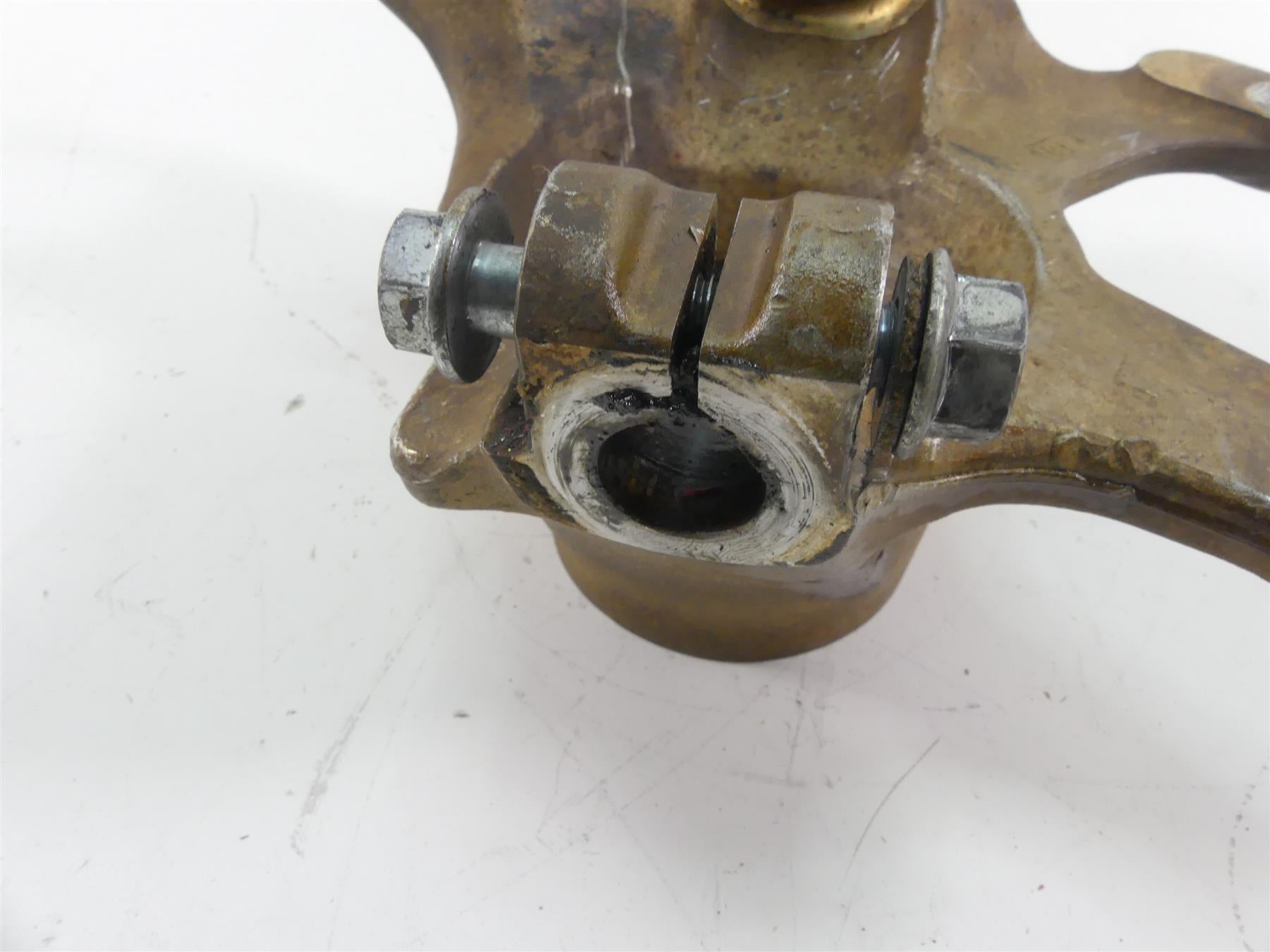2020 Can Am Maverick X3 XMR Turbo RR Front Left Wheel Spindle Knuckle 706202759 {{ shop.shopifyCountryName }} - Mototech271