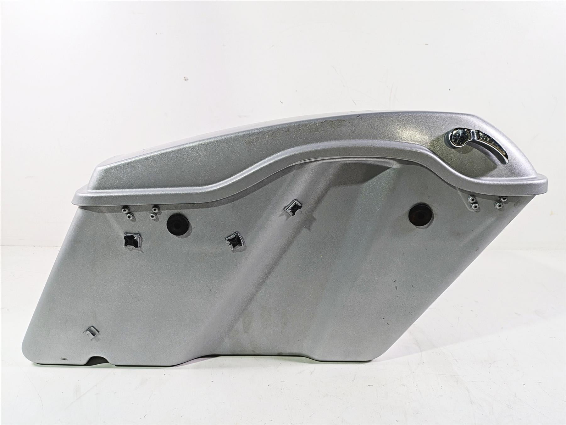 2010 Harley Touring FLHX Street Glide Left Saddlebag Saddle Bag Silver 90753-93 {{ shop.shopifyCountryName }} - Mototech271