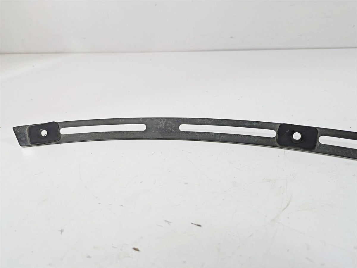 2010 Harley Touring FLHXSE CVO Street Glide Windshield Screen Trim 59133-99 {{ shop.shopifyCountryName }} - Mototech271
