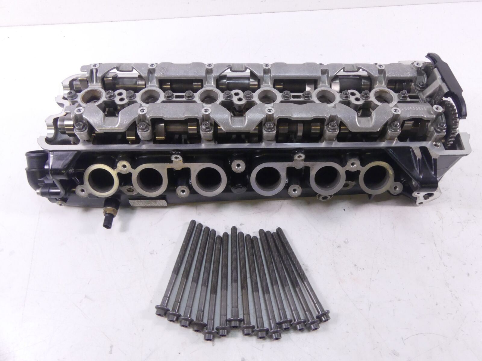 2018 BMW K1600 Bagger Cylinderhead Cylinder Head Valve Housing 11118564042 {{ shop.shopifyCountryName }} - Mototech271
