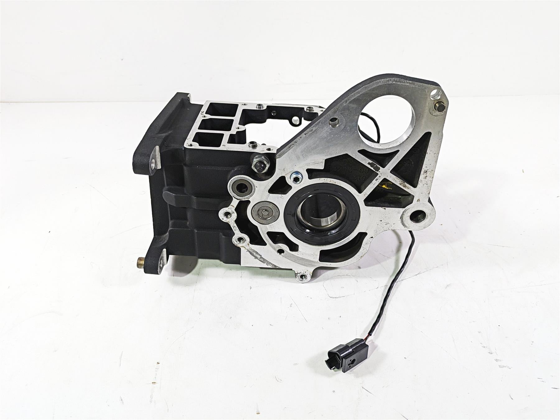 1999 Harley Dyna FXDL Low Rider Transmission Gear Box Case Housing 34825-99 {{ shop.shopifyCountryName }} - Mototech271