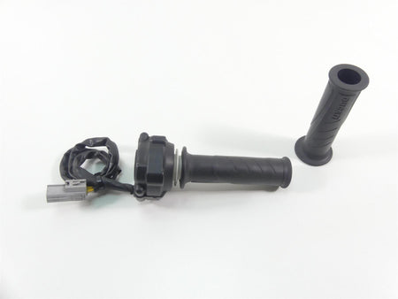 2017 Ducati 939 S Supersport E-Throttle Grip Handle Set 66020093B {{ shop.shopifyCountryName }} - Mototech271