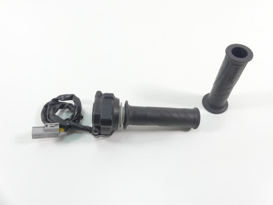 2017 Ducati 939 S Supersport E-Throttle Grip Handle Set 66020093B {{ shop.shopifyCountryName }} - Mototech271