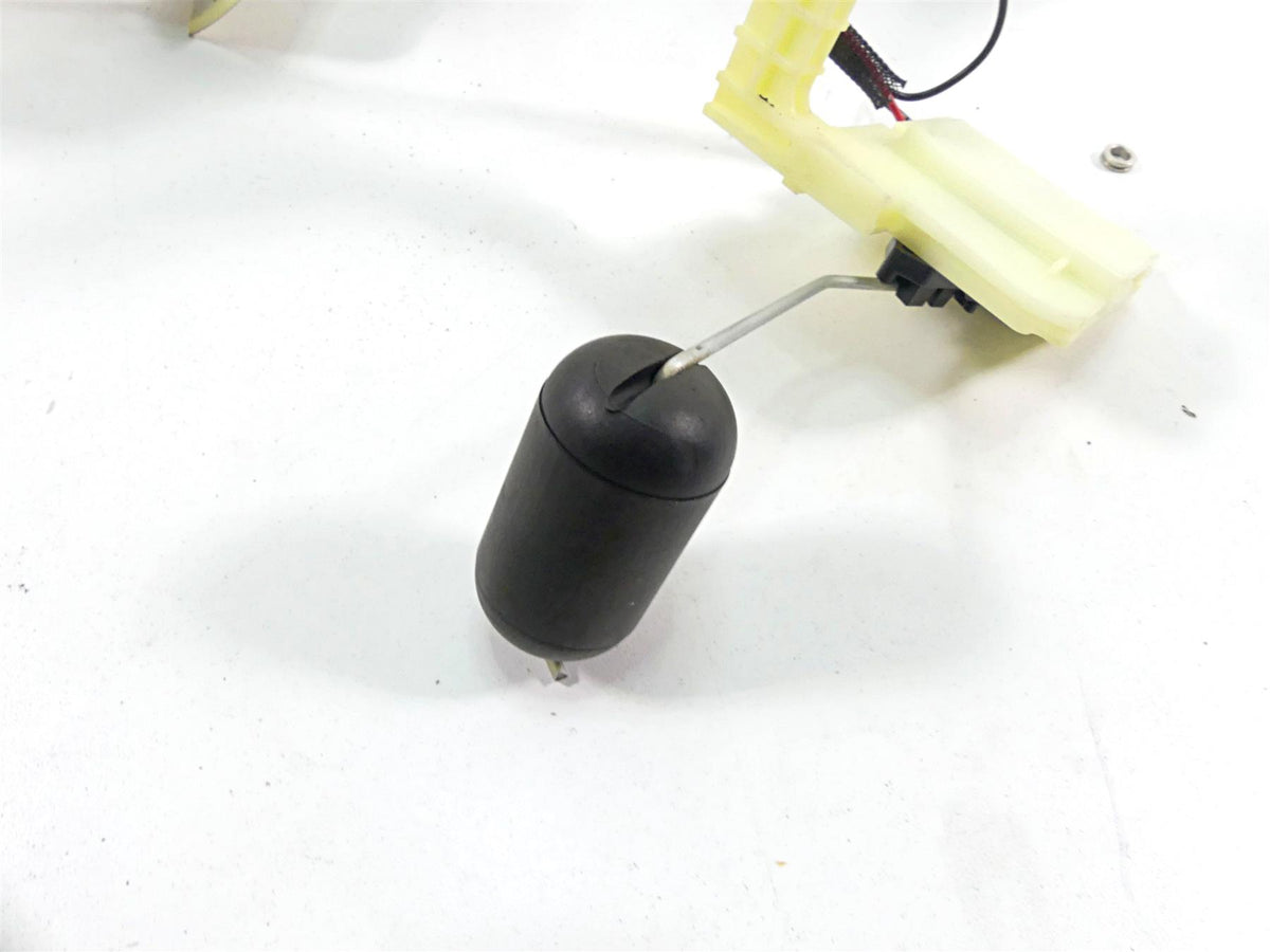 2014 Harley FXDL Dyna Low Rider Fuel Gas Petrol Pump & Sending Unit 75246-04A {{ shop.shopifyCountryName }} - Mototech271