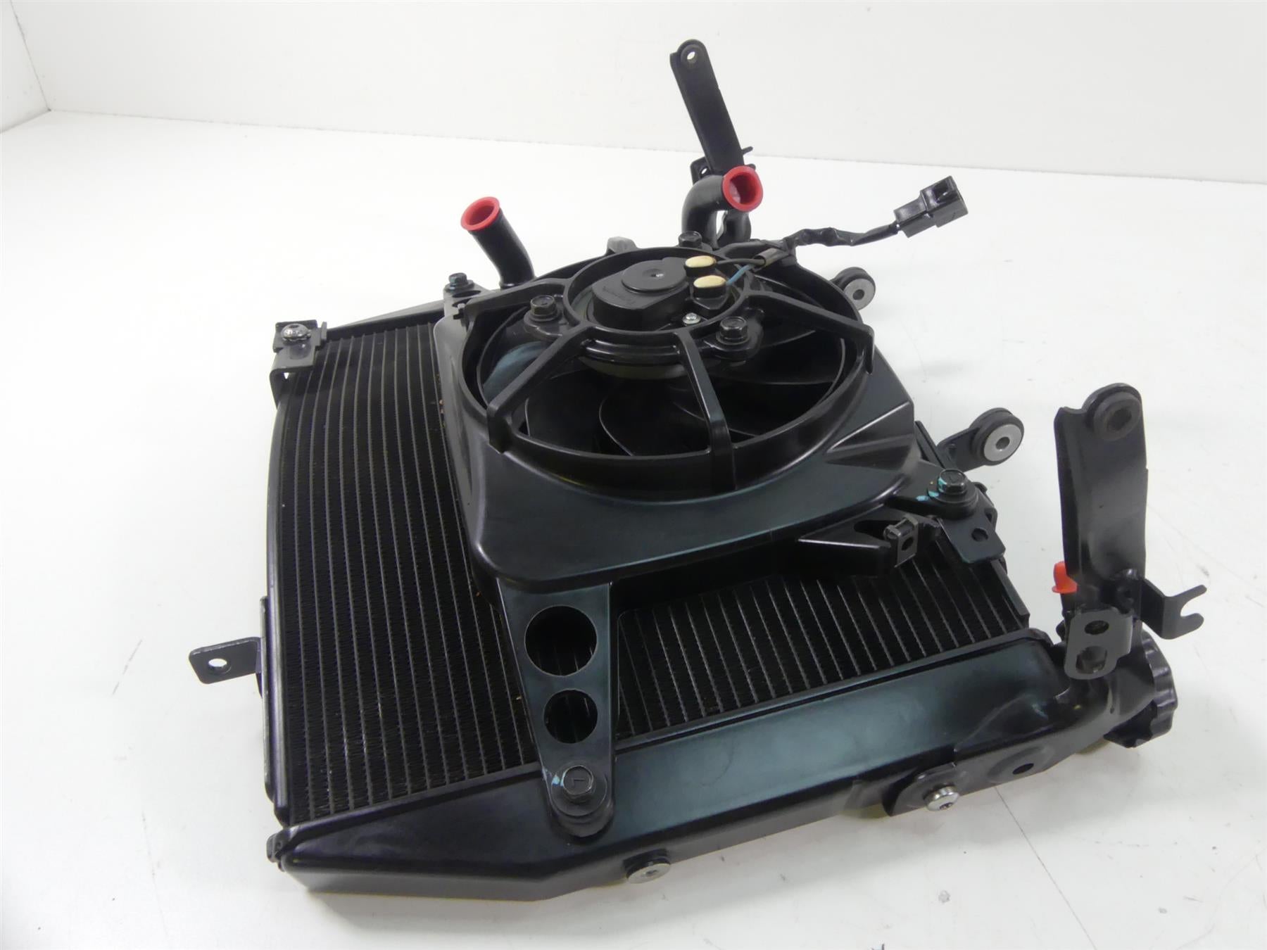 2019 Triumph Street Triple 765R Radiator Fan Reservoir Hoses Set T2104444 {{ shop.shopifyCountryName }} - Mototech271