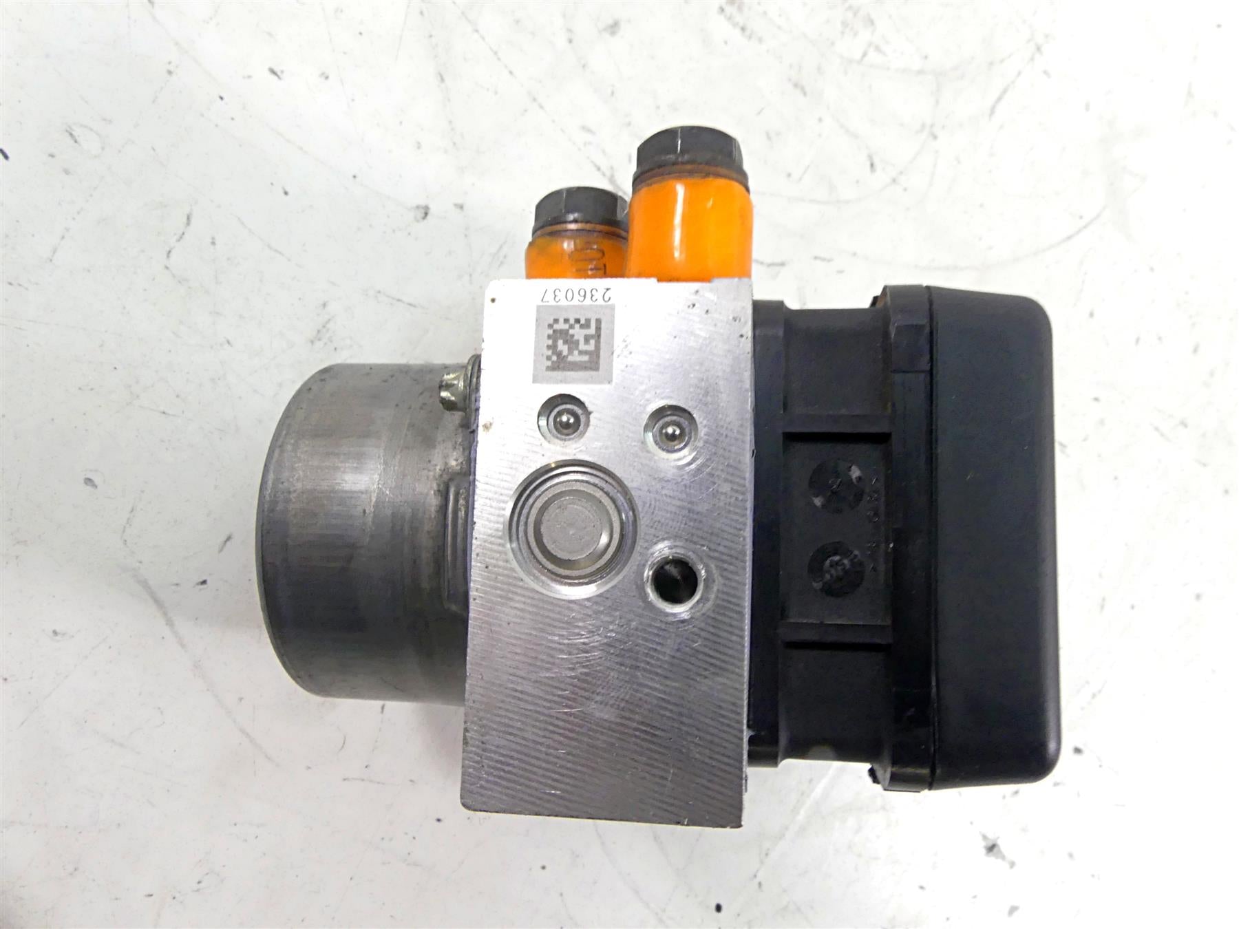 2013 Ducati Diavel Red Abs Brake Pump Module Unit 542a0284A {{ shop.shopifyCountryName }} - Mototech271