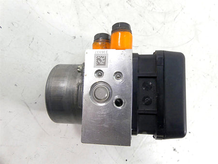 2013 Ducati Diavel Red Abs Brake Pump Module Unit 542a0284A {{ shop.shopifyCountryName }} - Mototech271