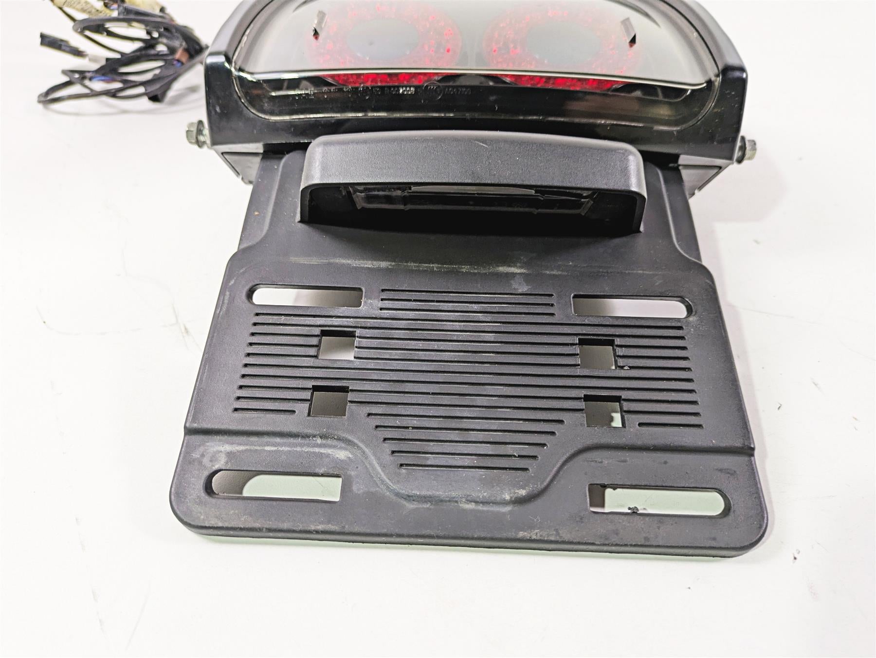 2015 Harley FXDF Dyna Fat Bob Taillight Tail Light & Wiring & Mount 67800240 {{ shop.shopifyCountryName }} - Mototech271