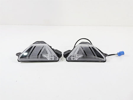 2024 Kawasaki EX500 Ninja 40th An. Front Blinker Turn Signal Set 23040-0157 {{ shop.shopifyCountryName }} - Mototech271