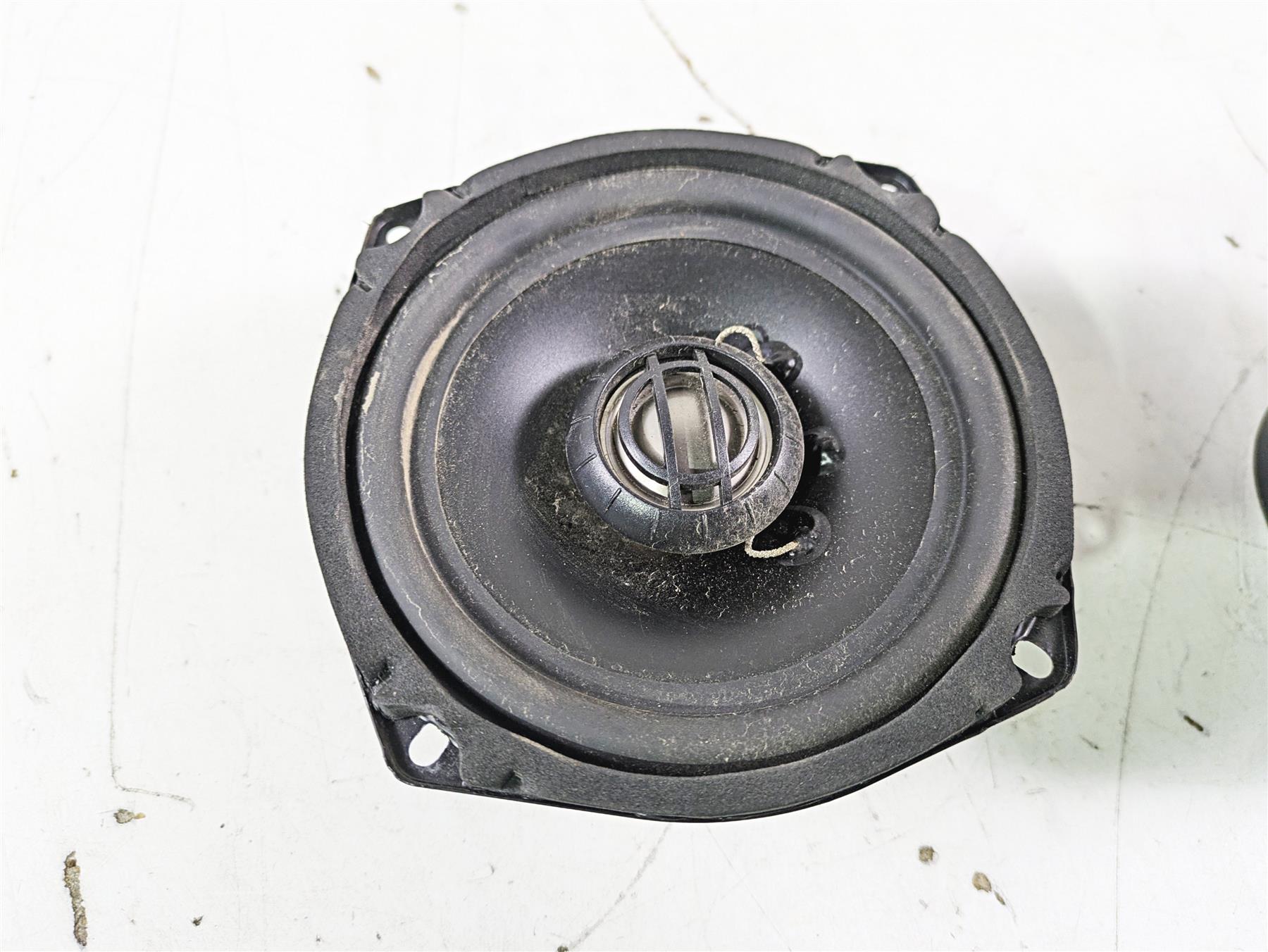 2007 Harley Touring FLHTCU SE CVO E-Glide Hogtunes 5.25" Front Speaker Set 352F-AA {{ shop.shopifyCountryName }} - Mototech271