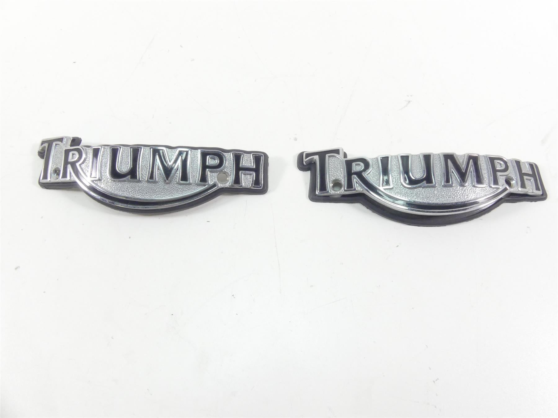 2002 Triumph Bonneville America Fuel Gas Tank Badges Logos T3900086 T3900087 {{ shop.shopifyCountryName }} - Mototech271