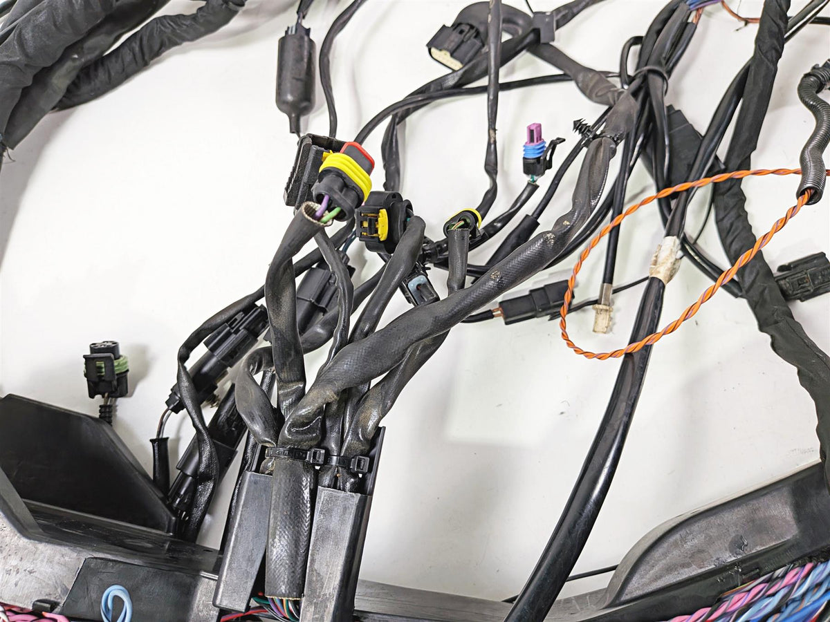 2015 Harley Touring FLTRUSE CVO Road Glide Main Wiring Harness Loom 69200959-Mototech271