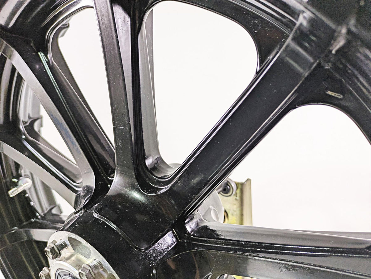 2018 Indian Springfield Dark Horse Straight 19x3.5 Front Wheel Rim 1523059 {{ shop.shopifyCountryName }} - Mototech271