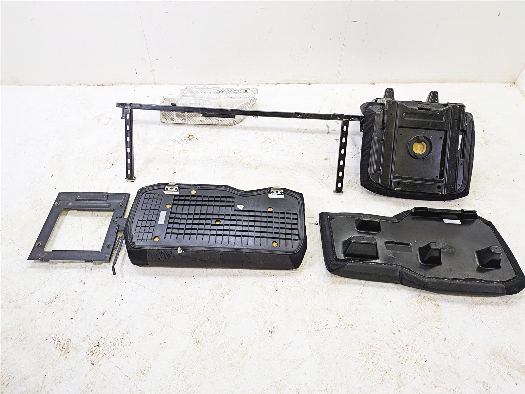 2022 Polaris Ranger 1000 Premium Seat Bench Cushion Set 2689487 {{ shop.shopifyCountryName }} - Mototech271