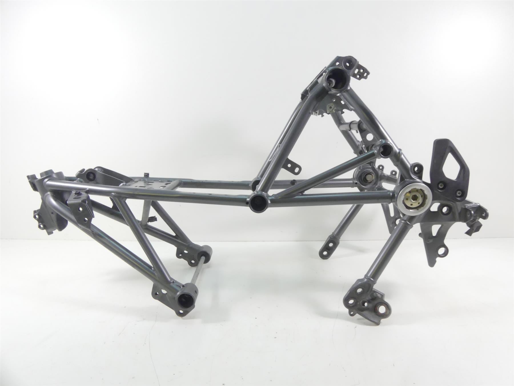 2016 BMW R1200GS K50 Straight Main Frame Chassis - Slvg 46519444970 {{ shop.shopifyCountryName }} - Mototech271