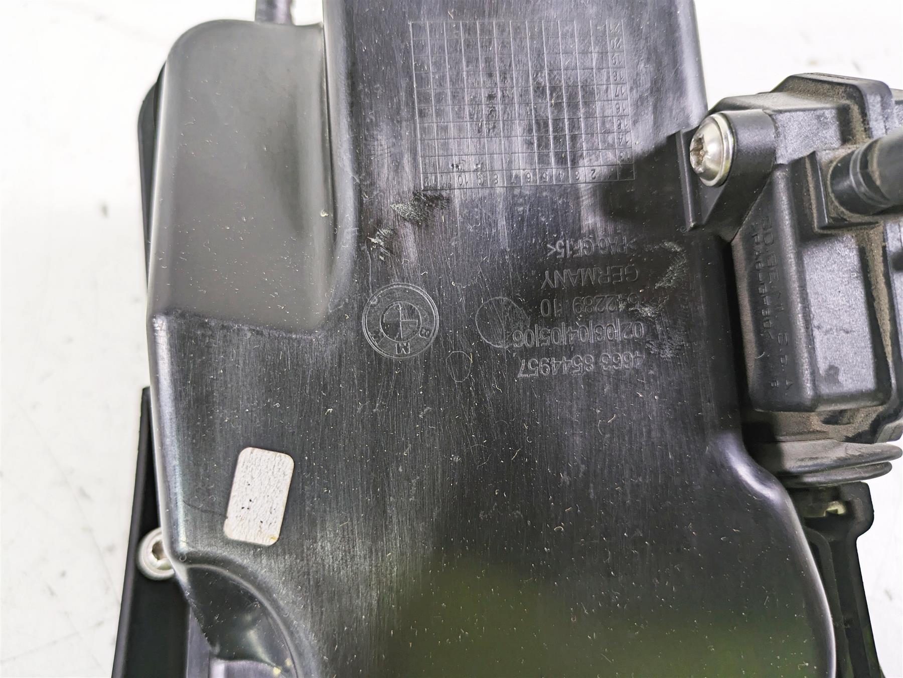 2014 BMW R1200 RT RTW K52 Left Storage Compartment Box 46638544957 {{ shop.shopifyCountryName }} - Mototech271