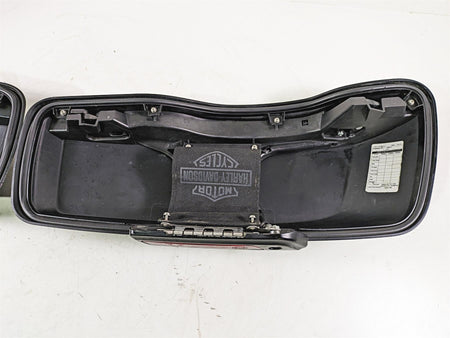 2017 Harley Touring FLTRXS Road Glide Left Right Saddlebag Lid Set Key 90200411 {{ shop.shopifyCountryName }} - Mototech271
