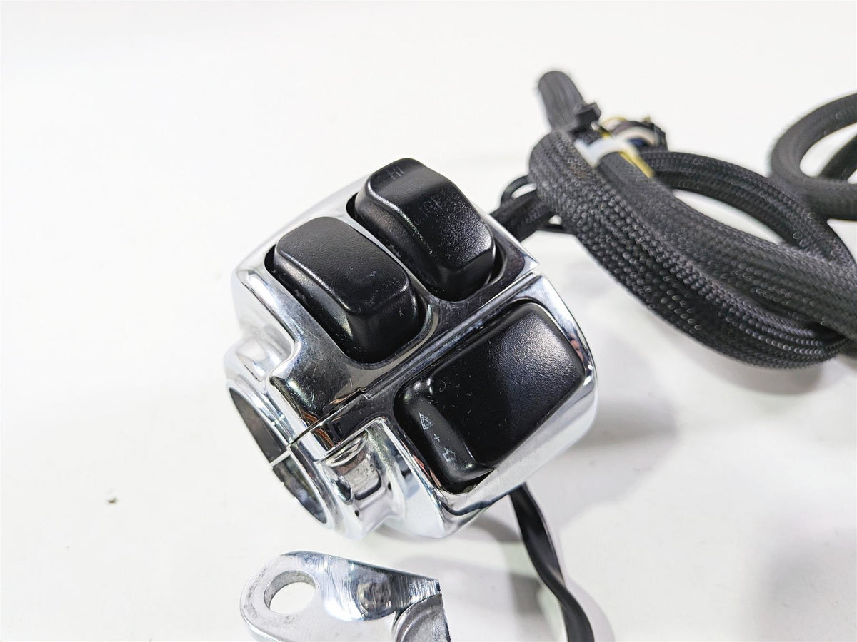 2008 Harley FXDSE CVO Dyna Left & Right Chrome Hand Control Switch 71682-06A-Mototech271